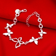 Picture of Attractive And Elegant Platinum Plated Bracelets