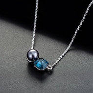 Picture of Hypoallergenic Platinum Plated Small Pendant Necklace with Easy Return