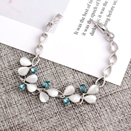 Picture of Zinc Alloy Rose Gold Plated Fashion Bracelet at Super Low Price