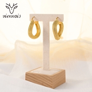 Picture of Dubai Gold Plated Dangle Earrings with Beautiful Craftmanship