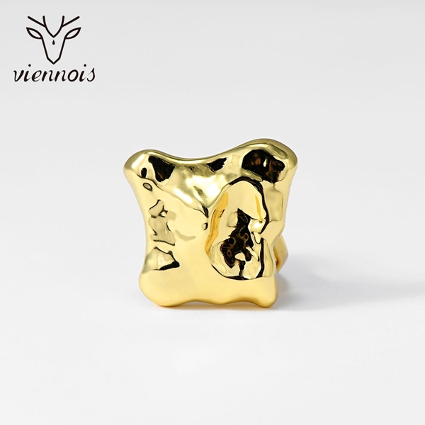 Picture of Dubai Gold Plated Fashion Ring of Original Design