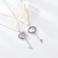 Picture of Hot Selling Colorful Platinum Plated Pendant Necklace from Top Designer