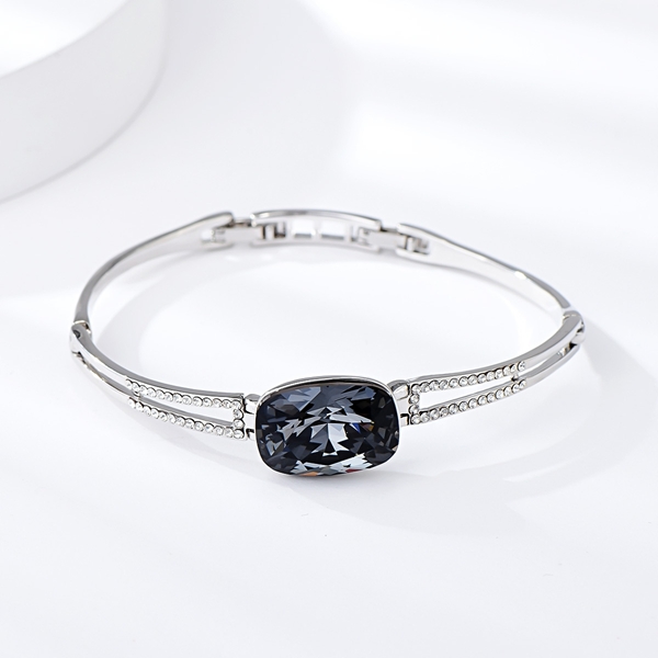 Picture of Famous Swarovski Element Zinc Alloy Fashion Bracelet