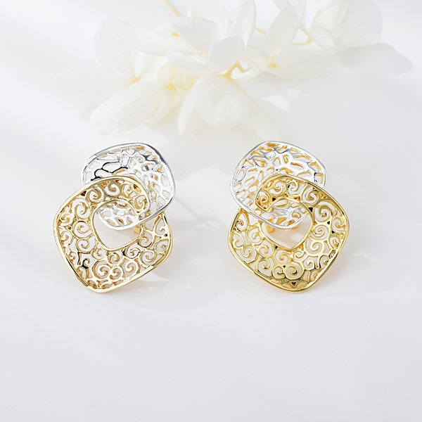 Picture of Featured Gold Plated Medium Stud Earrings with Full Guarantee