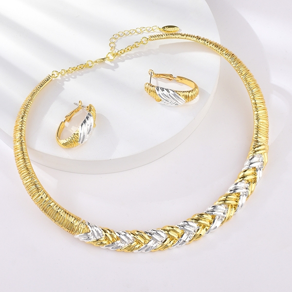 Picture of New Season Multi-tone Plated Zinc Alloy 2 Piece Jewelry Set with SGS/ISO Certification