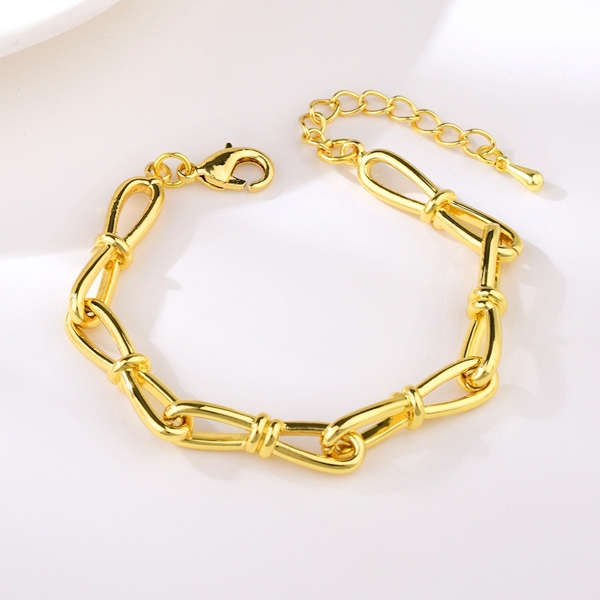 Picture of Dubai Zinc Alloy Fashion Bracelet with Beautiful Craftmanship