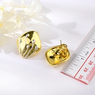 Picture of Dubai Gold Plated Stud Earrings of Original Design