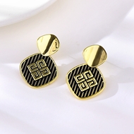 Picture of Sparkling Classic Small Stud Earrings