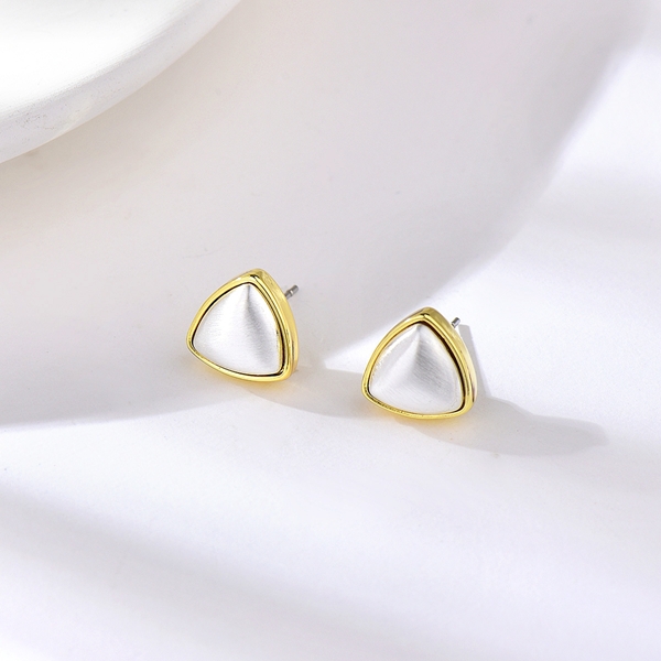 Picture of Zinc Alloy Medium Stud Earrings in Flattering Style