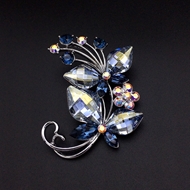 Show details for Low Price Platinum Plated Medium Brooche at Unbeatable Price Show details for Low Price Platinum Plated Medium Brooche at Unbeatable Price