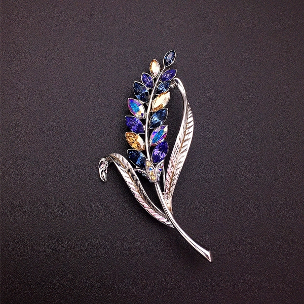 Picture of Medium Platinum Plated Brooche at Factory Price