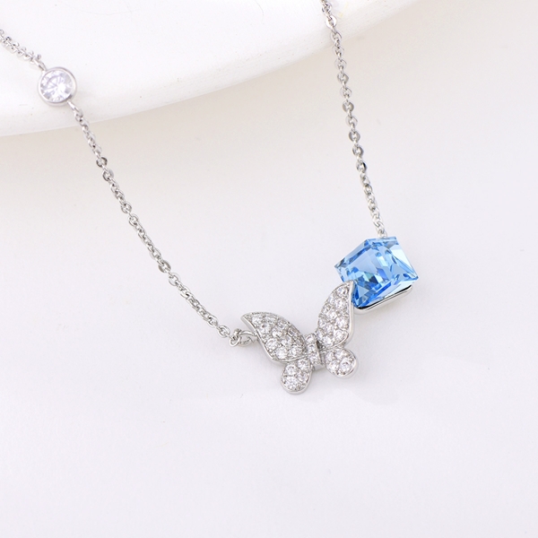 Picture of Delicate Swarovski Element Zinc Alloy Short Chain Necklace