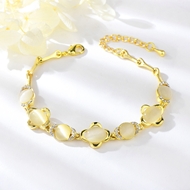 Show details for Fashionable Small White Fashion Bracelet Show details for Fashionable Small White Fashion Bracelet