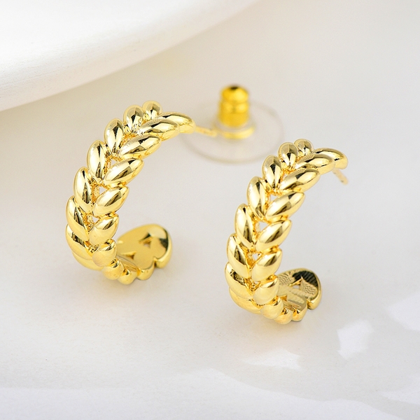 Picture of Inexpensive Copper or Brass Gold Plated Big Stud Earrings from Reliable Manufacturer