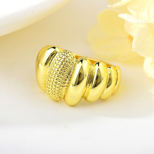 Picture of Funky Dubai Zinc Alloy Fashion Ring