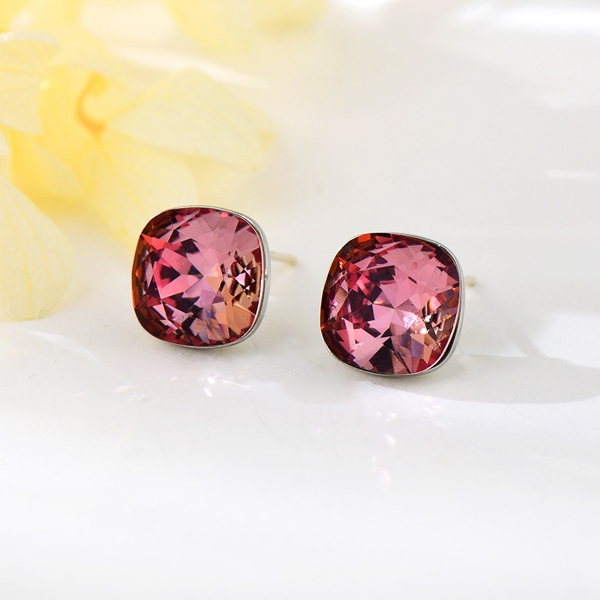 Picture of 10 mm swarovski element crystal satellite diamond earrings