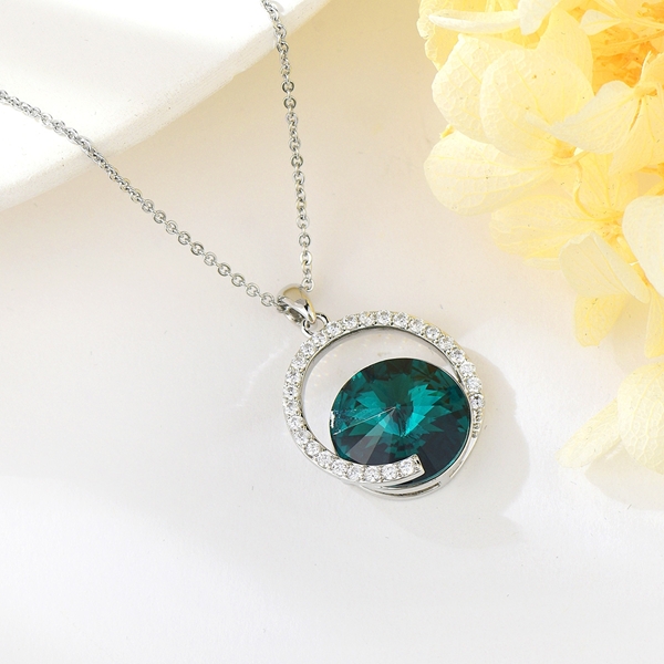 Picture of Attractive Green Platinum Plated Pendant Necklace For Your Occasions