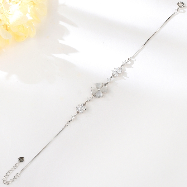 Picture of Trendy Platinum Plated Party Fashion Bracelet with No-Risk Refund