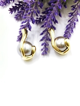 Show details for Sparkly Party shell pearl Clip On Earrings