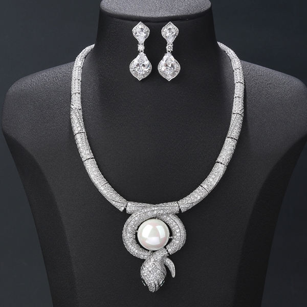 Picture of Irresistible Colorful Gold Plated 2 Piece Jewelry Set As a Gift