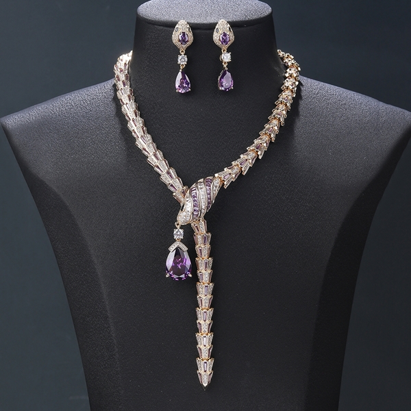 Picture of Buy Gold Plated Simple 2 Piece Jewelry Set with Wow Elements