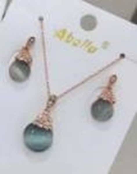 Picture of Low Cost Gold Plated Opal Y Necklace with Low Cost