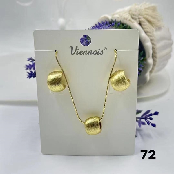 Picture of Origninal Work Classic Y Necklace
