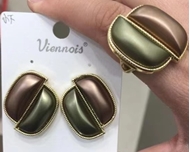 Show details for Purchase Gold Plated Opal 2 Piece Jewelry Set with Wow Elements