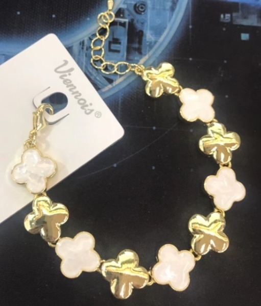 Picture of Designer Gold Plated Work Bracelets & Bangle Online